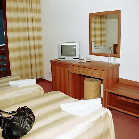 Hotel Smolyan 3* Смолян