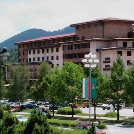 Отель Hotel Smolyan Смолян
